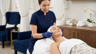 09_journey_dermaplaning_treatment